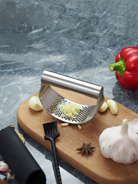 WORTHBUY Manual Stainless Steel Garlic Crusher