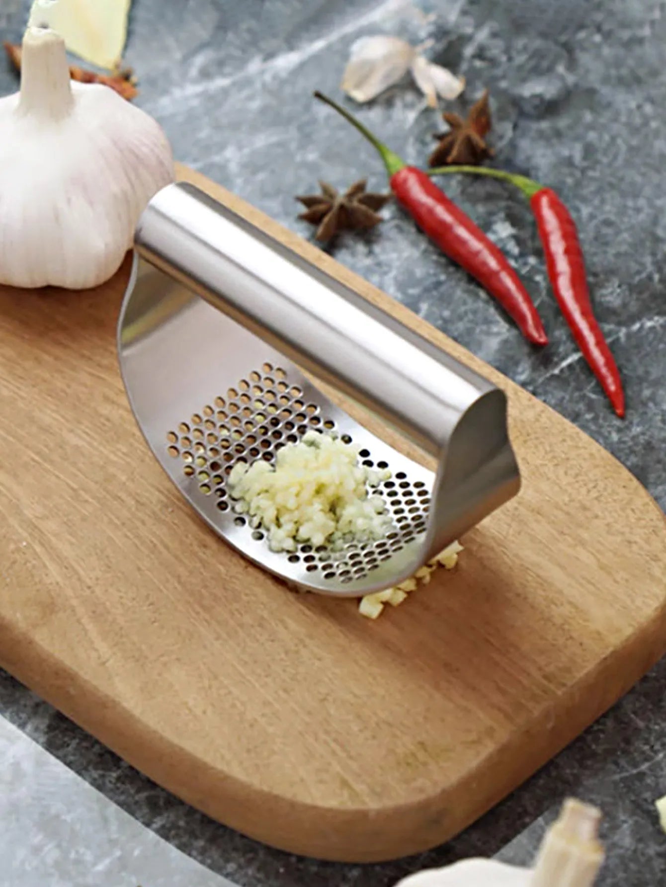 WORTHBUY Manual Stainless Steel Garlic Crusher